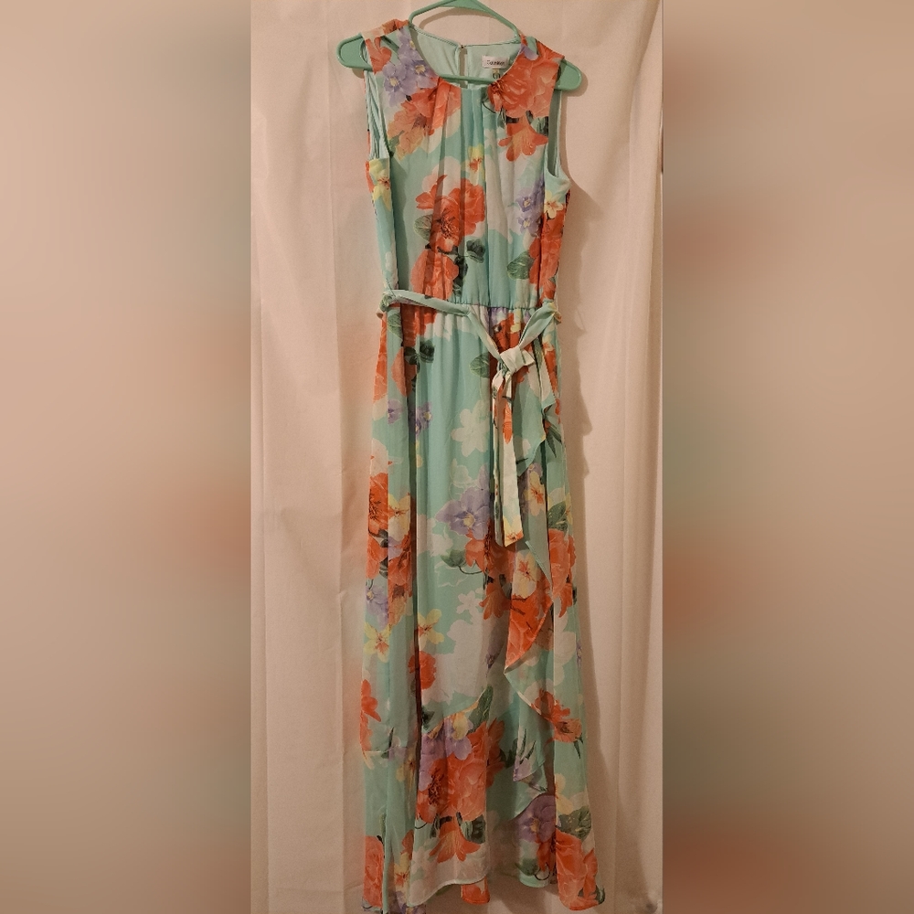 Calvin Klein Size (10) light blue color with floral design